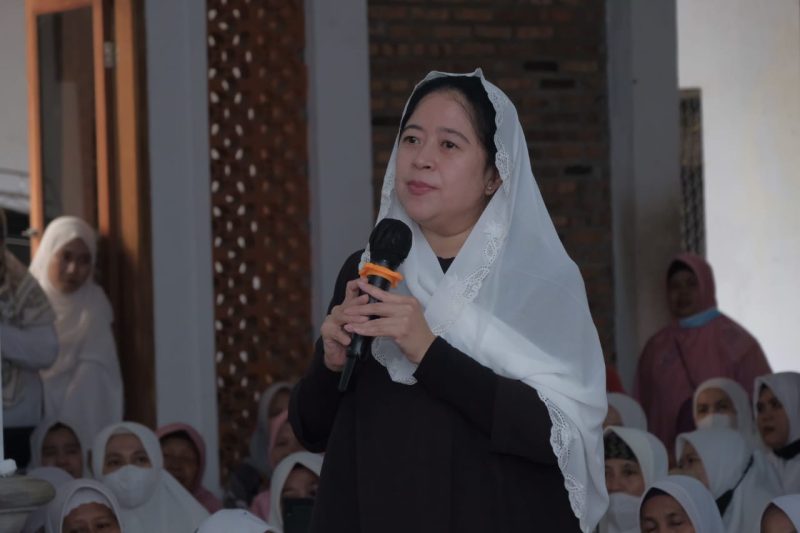 Ketua DPR RI, Puan Maharani dalam sebuah acara. Teriakan 'Puan Presiden' menggema kala anak dari Megawati Soekarnoputri itu menyambangi kantor DPC PDI Perjuangan Majalengka dan Subang. (Istimewa)