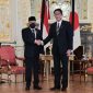 Wakil Presiden (Wapres) Ma'ruf Amin saat foto bersama dengan PM Jepang, Fumio Kishida di Istana Akasaka, Senin, 26 September 2022. keduanya membahas kerjasama Indonesia - Jepang soal ekonomi dan SDM. (Istimewa)