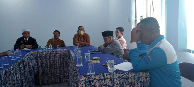 Perwakilan buruh Kabupaten Lebak saat audiensi dengan pemerintah mengenai keinginan kenaikan UMK tahun 2023. ) Istimewa)