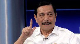 Menteri Koordinator Bidang Kemaritiman dan Investasi Luhut Binsar Pandjaitan mewanti-wanti badai besar yang mempengaruhi ekonomi Indonesia. (FOTO CNBC Indonesia)