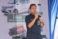 Pimpinan Cabang BRI Rangkasbitung, Riki Rinda Sakti saat memberikan sambutan dalam acara pesta rakyat simpedes semester pertama tahun 2022. (Dailyhits/Jalu)