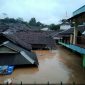 Banjir menerjang lima kecamatan di Kabupaten Lebak. 133 rumah dan 7 rumah tempat ibadah terendam lalu 3 jembatan rusak. (istimewa)