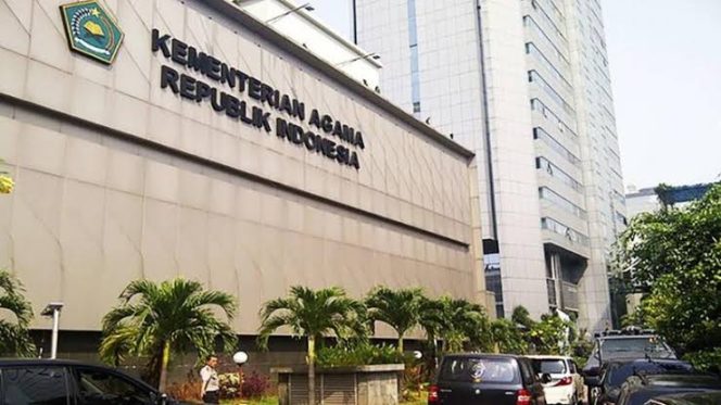Kantor Kementerian Agama atau Kemenag RI. Kekinian, menteri agama merilis aturan baru di mana bersiul, merayu hingga menatap termasuk kekerasan seksual di satuan pendidikan. (FOTO Republika)