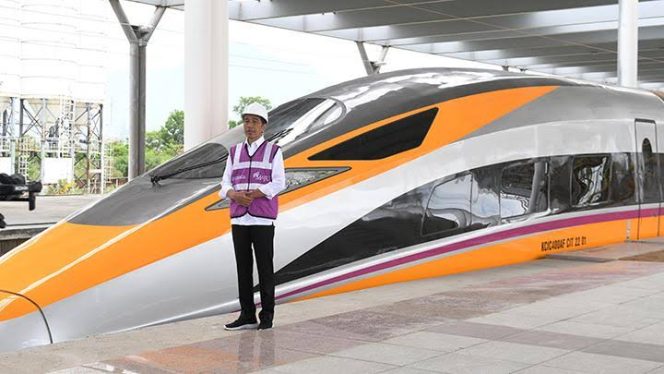 Kereta Cepat Jakarta - Bandung ditarget beroperasi pada Juni 2023. (FOTO Tempo)