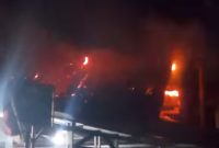 Kebakaran hebat terjadi di Muara Ciujung Timur, Rangkasbitung. (FOTO Tangkap Layar Video)