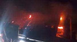 Kebakaran hebat terjadi di Muara Ciujung Timur, Rangkasbitung. (FOTO Tangkap Layar Video)
