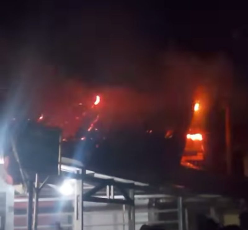 Kebakaran hebat terjadi di Muara Ciujung Timur, Rangkasbitung. (FOTO Tangkap Layar Video)