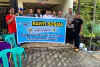 PT Narwastu Naga Kinjes dan Partner menyalurkan ratusan paket sembako dan uang tunai. (Istimewa)