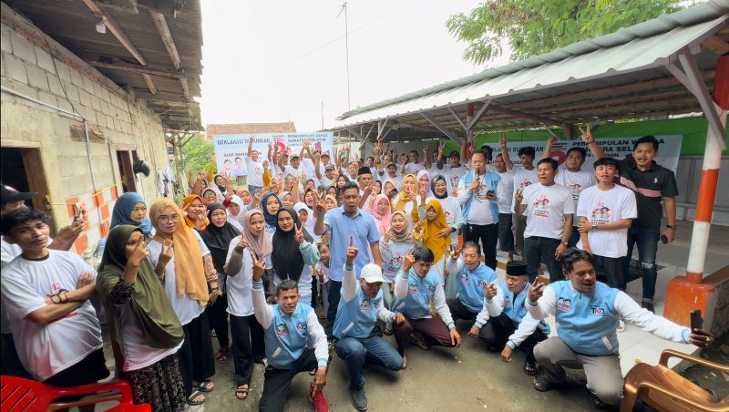 Warga Sumatera Selatan di Kota Cilegon mendeklarasikan dukungan terhadap pasangan Prabowo-Gibran. (Istimewa)