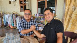 Kasatreskrim Polres Lebak, AKP Wisnu Adicahya (kanan) dan Kasie Pidum Kejaksaan Negeri Lebak Gunawan Hadi Prasetyo (kiri) saat foto bersama. (Istimewa)