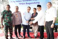 Sampah Plastik di TPSA Bagendung Cilegon diolah menjadi aspal. (Istimewa)