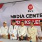 Bakal calon bupati Lebak, Dede Supriyadi (tengah) saat mendaftar ke PKS. (Istimewa)
