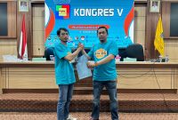 Ardiansyah (kanan) dipercaya menjadi Ketua Pokja Wartawan Harian Cilegon. (Istimewa)