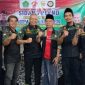 Ketua HIPAKAD Banten, Asmail S.sos MAP (tengah) saat foto bersama. (Istimewa)