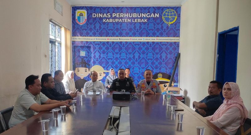 Anggota Komisi IV DPRD Banten saat berkunjung ke Dishub Lebak