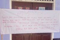 Kantor Desa Kerta Disegel warga. (Istimewa)