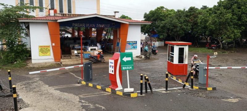 E- Parking Pasar Sampay. (Istimewa)