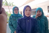 Bupati Serang, Ratu Rachmatuzakiyah saat memberikan keterangan pers. (Dirhat)