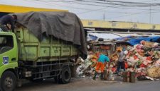 FOTO ILUSTRASI. Angkutan sampah. (Net)