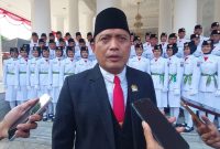 Ketua DPRD Kabupaten Serang  saat memberi keterangan pers jumat (15/8/2025) foto : Distriknews (taufik/Daiyhits)