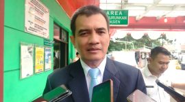 Plt Direktut, dr Dradjat Prawiranegara (RSDP) Kabupaten Serang, Rahmat setiadi, saat memberikan keterangan kepada pers.( foto : dir/Dailyhits).
