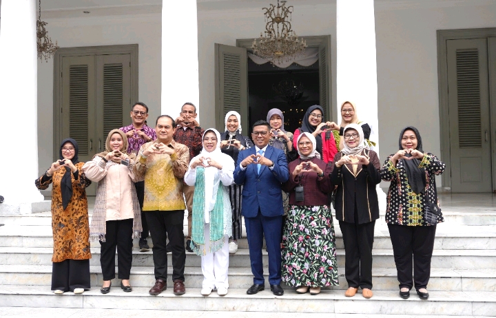 Gubernur Banten Andra Soni saat menerima Kunjungan Tim Penilai Indonesia Muslim Travel Index (IMTI) di Gedung Negara Provinsi Banten. (Dok)