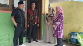 DPRD kabupaten Serang Sidak, SDN palamakan 1 Yang kini Rusak parah dan memperihatinkan, kamis (11/9) (foto: istimewa/Dailyhits).