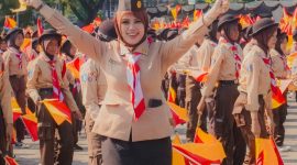 Pesona plt sekwan kota serang, Triningsih, saat Menghadiri Acara Hari Pramuka ke-64, Di Alun-alun Kota Serang pada Sabtu, (13/9)foto: (Istimewa/Dailyhits)