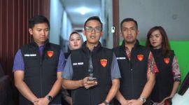 Tim Pidsus Kejaksaan Negeri Kota Tangerang menggeledah kantor PT ASM di Kelurahan Tanjung Priok.