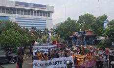 Mahasiswa Geruduk Mahkamah Agung dan Komisi Yudisial, Putusan PK Irfan Suryanagara Dinilai Janggal