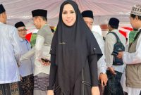 Semangat hari santri : Plt Sekwan DPRD Kota Serang, Tri Ningsih, Memberikan keterangan Kepada Pers. Rabu (22/10), foto : Ist/Dailyhits.