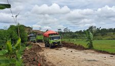 FOTO Ilustrasi Truk Tanah. (Istimewa)