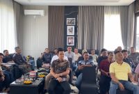 Sejumlah kepala desa saat mengikuti sosialisasi tentang digitalisasi desa. (FOTO DAILYHITS)
