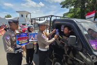 Anggota Satlantas Polres Lebak saat menggelar Operasi Zebra Maung 2025. (Istimewa)