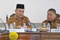 Wakil Bupati Serang, Najib Hamas, Memberikan Keterangan Kepada pers, Selas (20/1/) Foto: Dailyhits