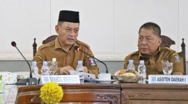 Wakil Bupati Serang, Najib Hamas, Memberikan Keterangan Kepada pers, Selas (20/1/) Foto: Dailyhits