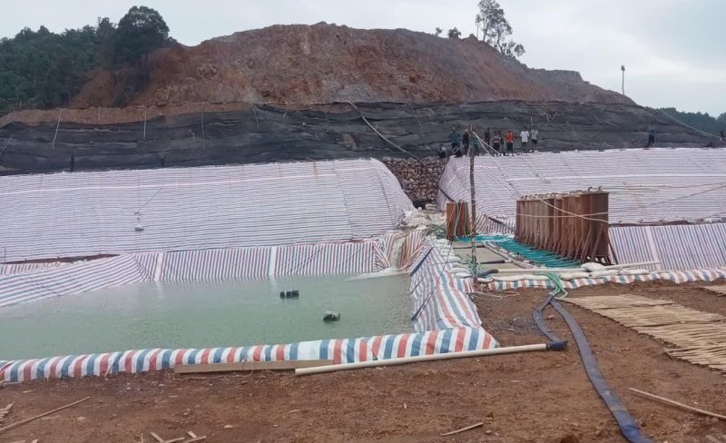 Potret, Pertambangan Di kecamatan cibeber, Kabupaten Lebak, Mengeruk tanah bengkok, (Doc: ist/Dailyhits).