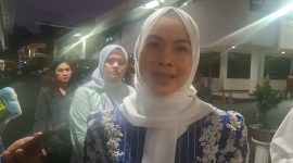 Bupati Serang, Ratu Rachmtuzakiyah memberikan keterangan kepada pers, Doc : (Dirhat/Dailyhits).