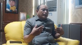 Ketua DPRD Kabupaten Serang, Bahrul Ulum, memberikan keterangan Kepada Pers, (Doc).