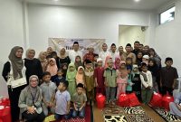 DPC Peradi Rangkasbitung saat buka bersama anak yatim. (Istimewa)