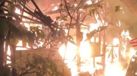 Kondisi rumah Supriatman (82) yang ludes terbakar. (Istimewa)