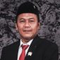 Anggota DPRD Banten, Ubaidillah, memberikan keterangan kepada pers (Dok)