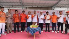 Pengurus DPW dan DPD PKS Lebak saat foto bersama pada acara milad PKS ke 24 di kantor DPD PKS Lebak, Minggu (17/5/2026).