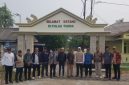 DPRKP Kabupaten Serang bersama perwakilan Kementerian Perumahan dan Kawasan Permukiman datang melakukan verifikasi rumah tidak layak huni (RTLH) di Pulau Tunda. Dok (Ist/Dailyhits.id)