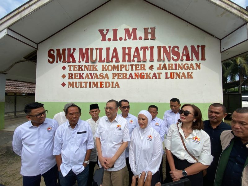 Satgas MBG Kadin Indonesia saat meninjau SPPG MBG Milik Jayabaya dan penerima manfaat. (Istimewa)