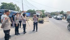 Kapolres Lebak, AKBP Arninsi saat meninjau lokasi jalan rawan kecelakaan. (Istimewa)