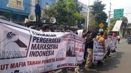 Ratusan masa aksi unjuk rasa memdatangi gedung ATR/BPN Jakarta, Dok: (Ist/Dailyhits.id)