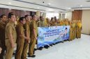 Jajaran Sekretariat DPRD Provinsi Banten berfoto bersama saat peluncuran dan implementasi proyek perubahan E-Setwan sebagai bagian dari transformasi digital pelayanan Sekretariat DPRD Banten. (Dok)