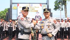 Kapolda Banten  Irjen Pol Hendra Kurniawan bersama kapolda Jabar Irjen pol Hengki, (Dok)
