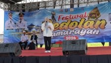 Bupati Serang Ratu Rachmatuzakiyah membuka Festival Bedolan Pamarayan 2026 di Bendung Pamarayan Baru, Kabupaten Serang, (Dok)